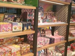 -泡泡玛特POPMART(崇文门国瑞城店)