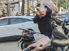 -维吾尔餐厅(宜山路店)