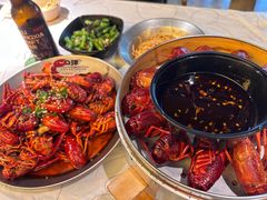 -巴厘龙虾·榜首油焖大虾(音乐学院·沿江酒馆店)