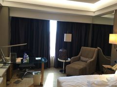 -上海中航虹桥机场泊悦酒店