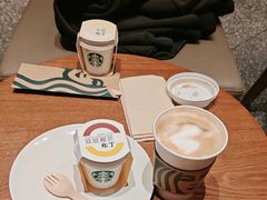 -星巴克臻选(北京颐堤港中心第二店)