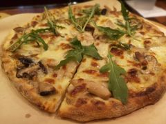 -玛格萝妮比萨屋(陆家浜路店)