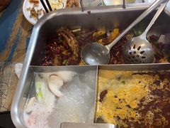 -鸡遇虾煲干锅火锅(小寨金莎店)