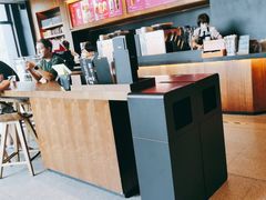 -星巴克(金谊广场店)