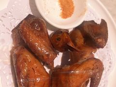 中山妙龄乳鸽-十二粤味·顺德菜·烧鹅点心(五四广场店)