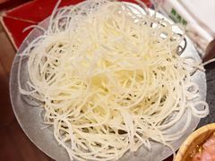 -宽板凳老灶火锅(台湾街店)