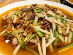 -三叔特色自贡菜(中海国际店)
