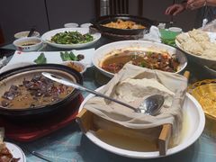 -木柴豆腐·活海鲜·鲁菜(岚山路店)