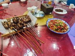 -老钟家烤羊排·敦伊阁清真餐厅胡羊焖饼