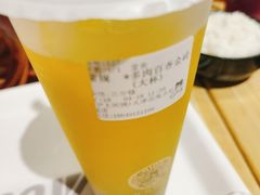 多肉百香果金砖-沪上阿姨·精选茶饮(滨海永旺梦乐城店)