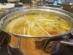 酸萝卜鸭汤-德香苑脆皮烤鸭·经典(爱融荟城店)