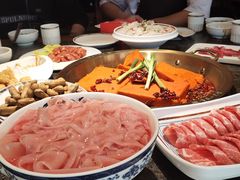 -小天鹅火锅·一线江景洪鼎旗舰店(洪崖洞店)