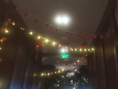 -八府香鸭·啫啫煲(华山路店)