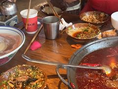 -萍姐火锅·公路夜市(武汉首店)