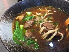 -大牛湾·眷村牛肉面(蠡溪店)