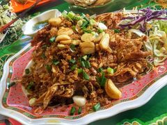 -Thiw Soen Seafood Restaurant