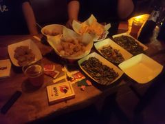 -Helens海伦司小酒馆(上海疁城新天地店)
