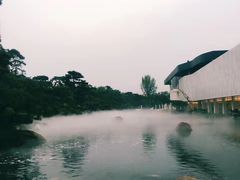 -罗红摄影艺术馆