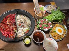 -萍姐火锅·公路夜市(武汉首店)