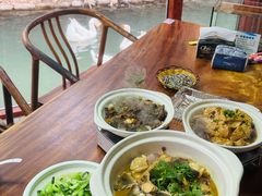 -小小饭店·休闲农庄·安吉松树林里的农家菜