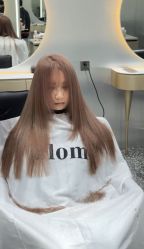-Tloml salon