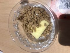 -红宝石·鲜奶小方·海派西点房(浦三店)