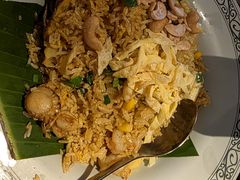 -大头虾越式风味餐厅(光明广场店)