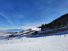 -丝绸之路山地度假区滑雪场