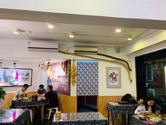 大堂-八两八金·莱芜特色炒鸡(市南漳浦路店)