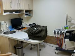 -美联众合动物医院·内科·皮肤科·外科(古城分院)