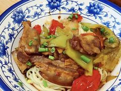 -碗里捞川渝特色面(沙河玖耀里店)