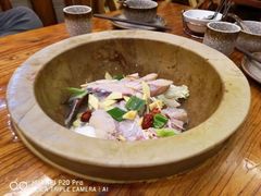 -滇香肴·云南菜蒸汽石锅鱼(云南北路店)