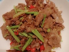 -老板很二(吉大店)
