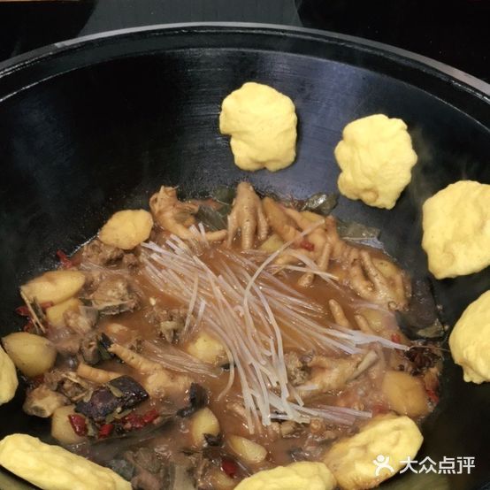 东北菜饺子铁锅炖(新开铺安居城店)