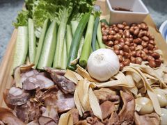 -永红源啤酒·烧烤·海鲜·大排档(青特城店)