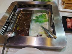 -新百幺妹火锅(新百广场万宇步行街总店)