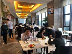 -南阳建业森林半岛假日酒店