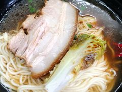阿婆焖肉面-食惠里小笼包面馆(越秀店)