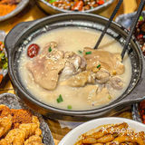 你和成都的距离只差一个付小姐☝️人均70