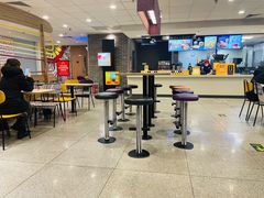 大堂-麦当劳(火车北站餐厅)