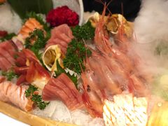 刺身船-悦和餐厅(CBD玉米楼店)