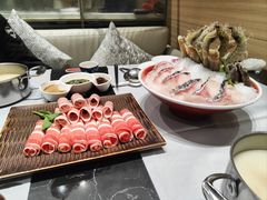 -红鼎豆捞·非遗鲍皇汤火锅(宝丰路店)