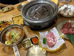 -青瓦餐厅·生鱼片·韩园烤肉(西塔店)