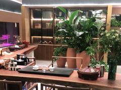 -红鼎豆捞·非遗鲍皇汤火锅(宝丰路店)