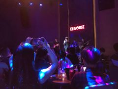 -TZ House音乐现场(来福士中心店)