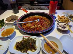 -何师傅美蛙鱼头(汉街店)