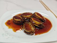 浇汁大鲍鱼-来之顺海鲜菜馆·青岛菜·始于1993(栈桥店)