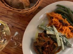-羽深肉铺 Steak & Wine