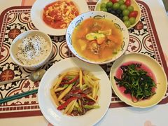 -鲸育宝宝月嫂(徐汇店)