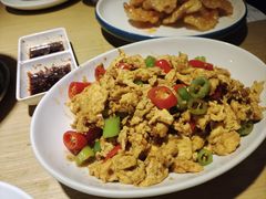 -关东小磨东北菜(上海长风大悦城店)